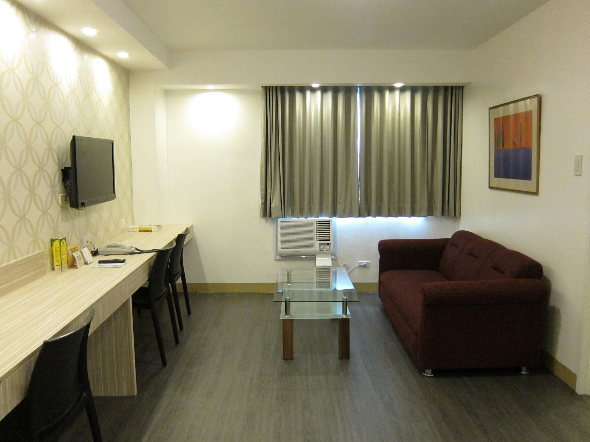 The Charter House 2* Makati City