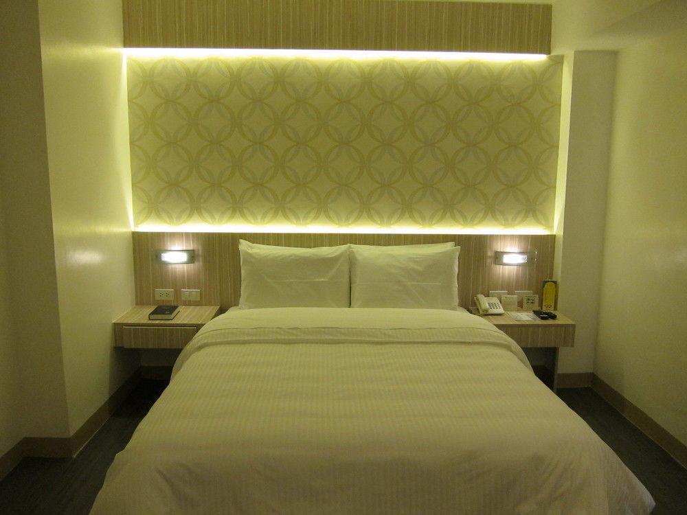 The Charter House Hotel