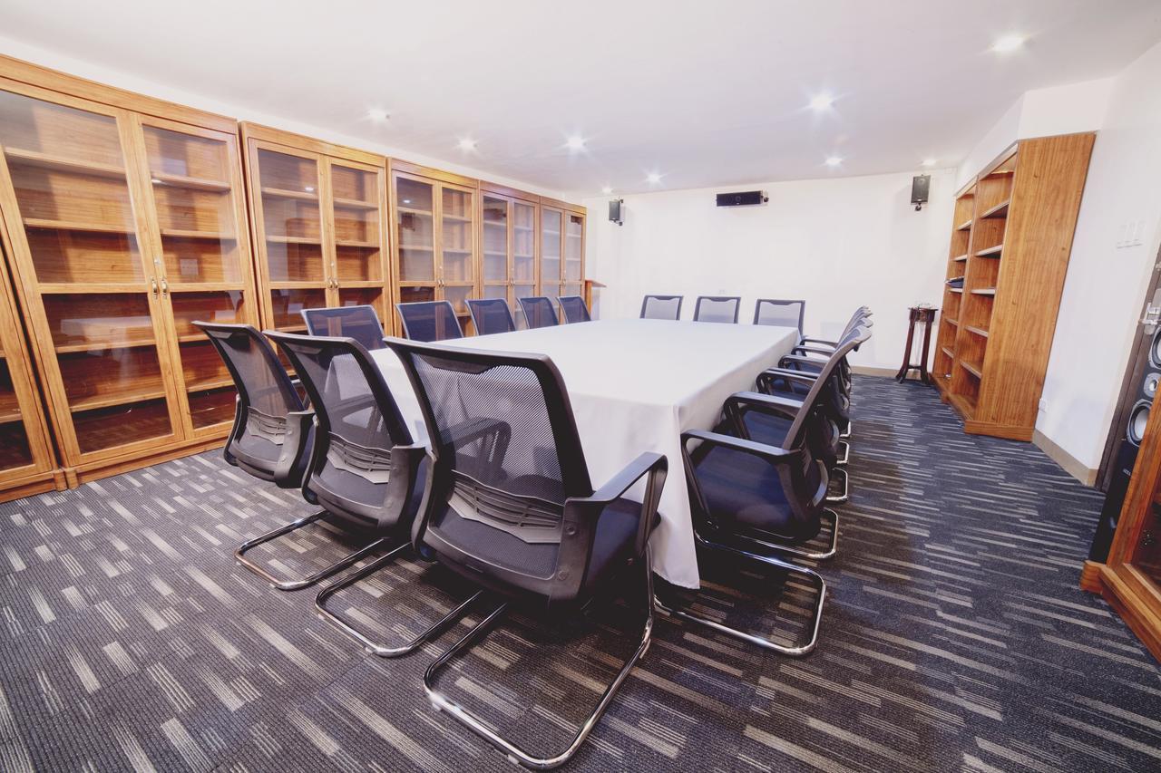 The Charter House 2* Makati City